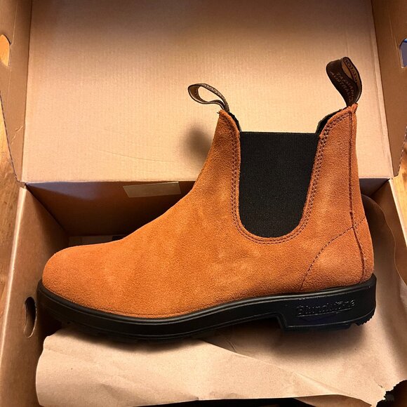Blundstone Other - Blundstone Originals 2406 Sepia Suede Chelsea Boots Unisex